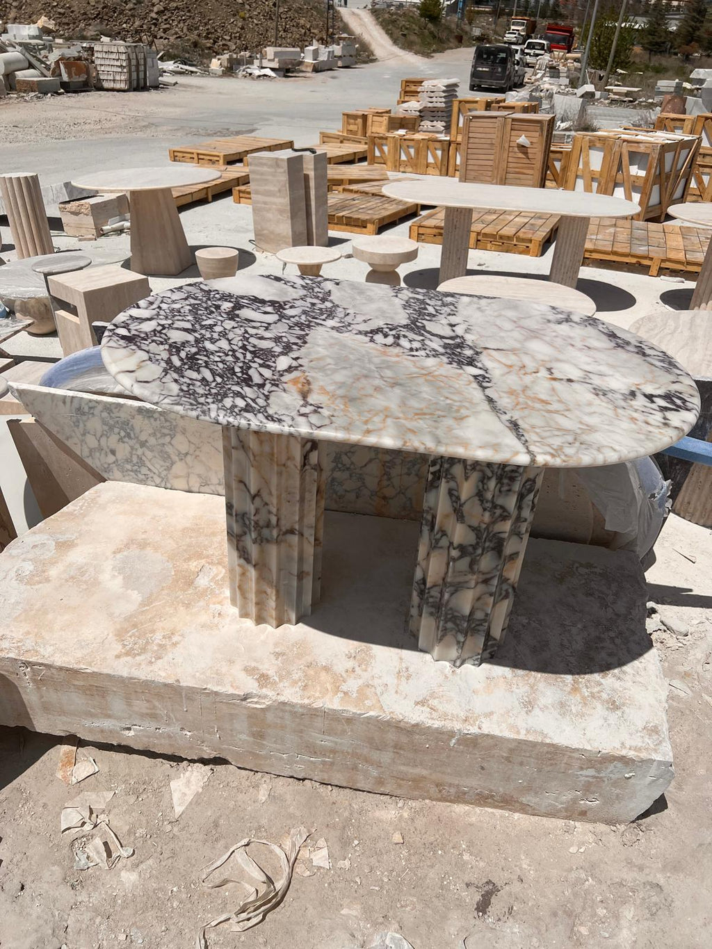 Luxury Afyon Violet Marble Dining Table Special Design