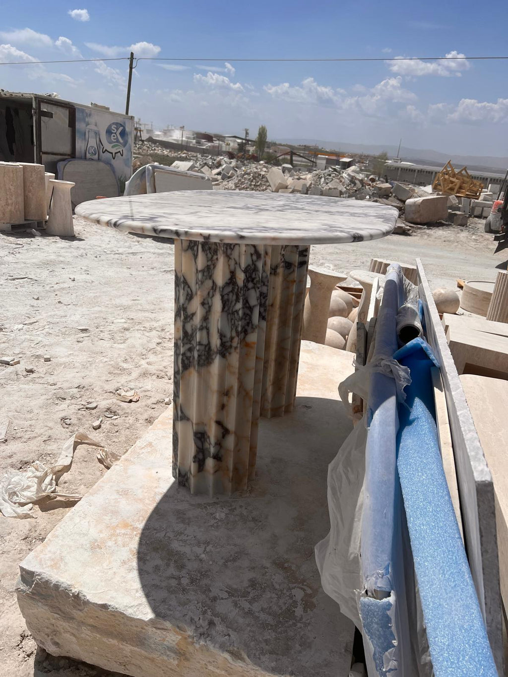 Luxury Afyon Violet Marble Dining Table Special Design