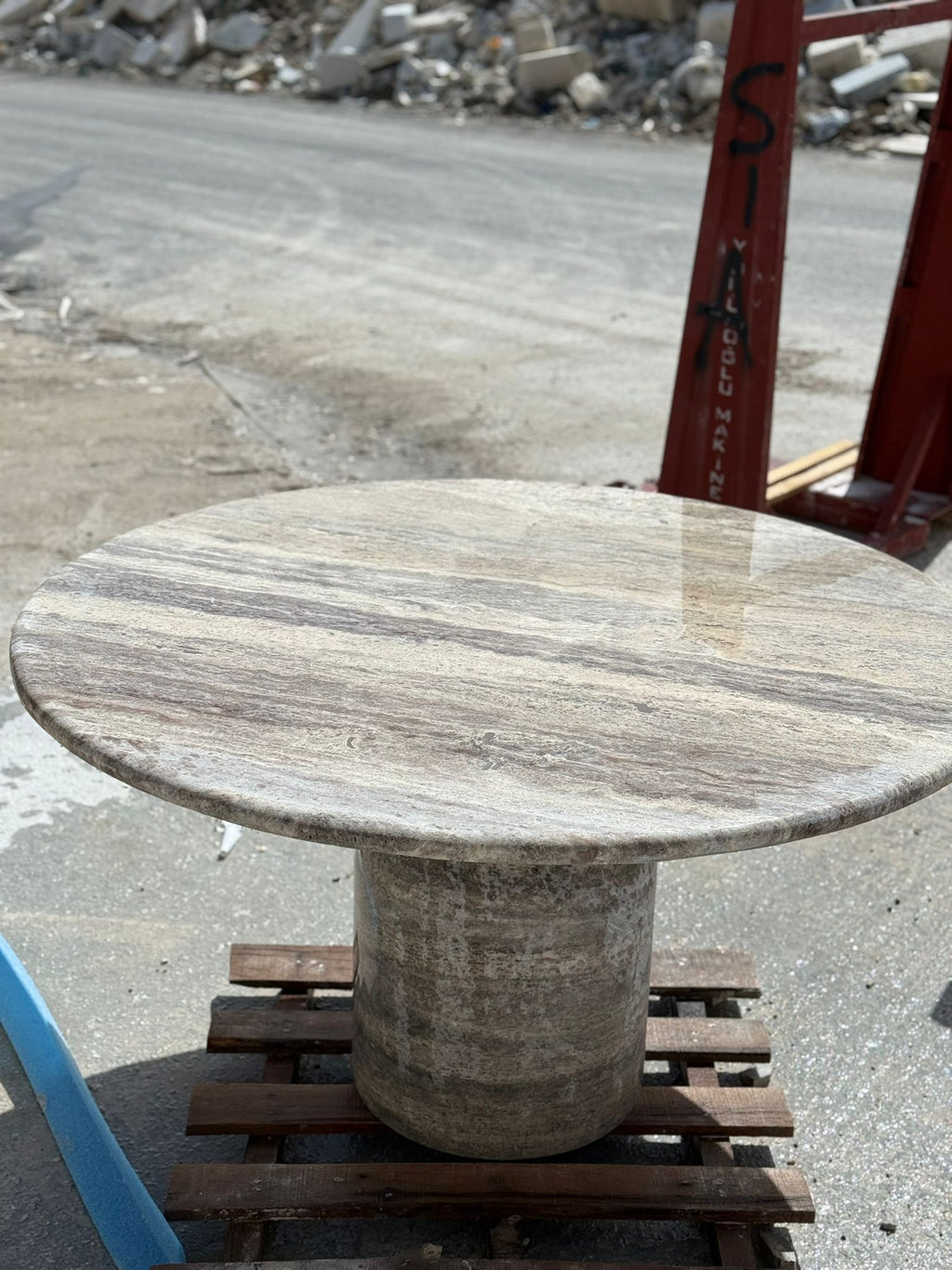 Travertine Table Model 211